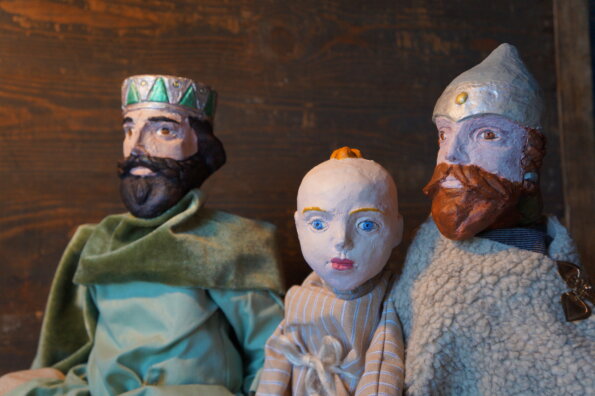 Kuva Viikinkiseikkailu -esityksen nukeista